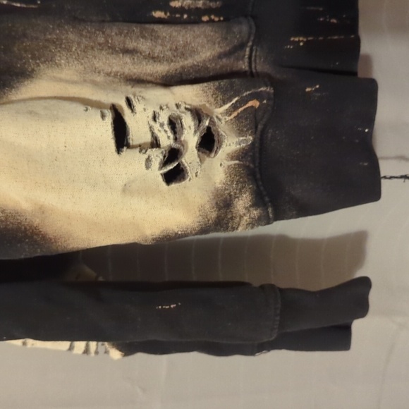 Guns N' Roses distressed hoodie - Picture 11 of 14